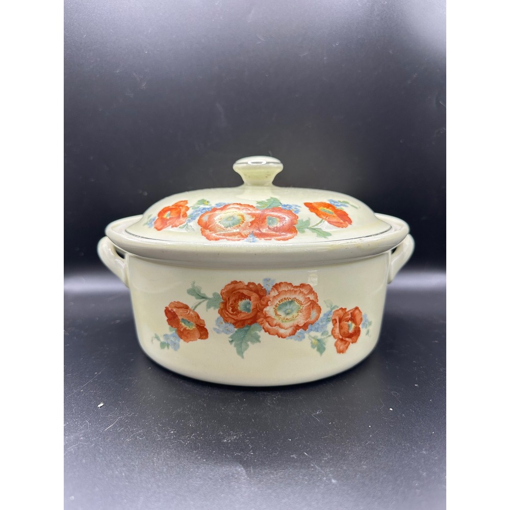 Vintage Hall Superior Quality Kitchenware Poppy Casserole Dish with Lid USA